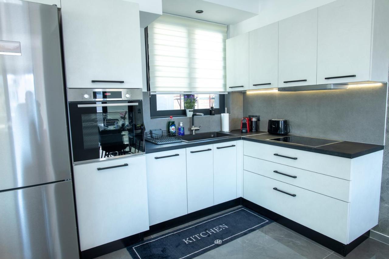 Luxury Penthouse With Acropolis View And Jacuzzi Lejlighed Athen Eksteriør billede